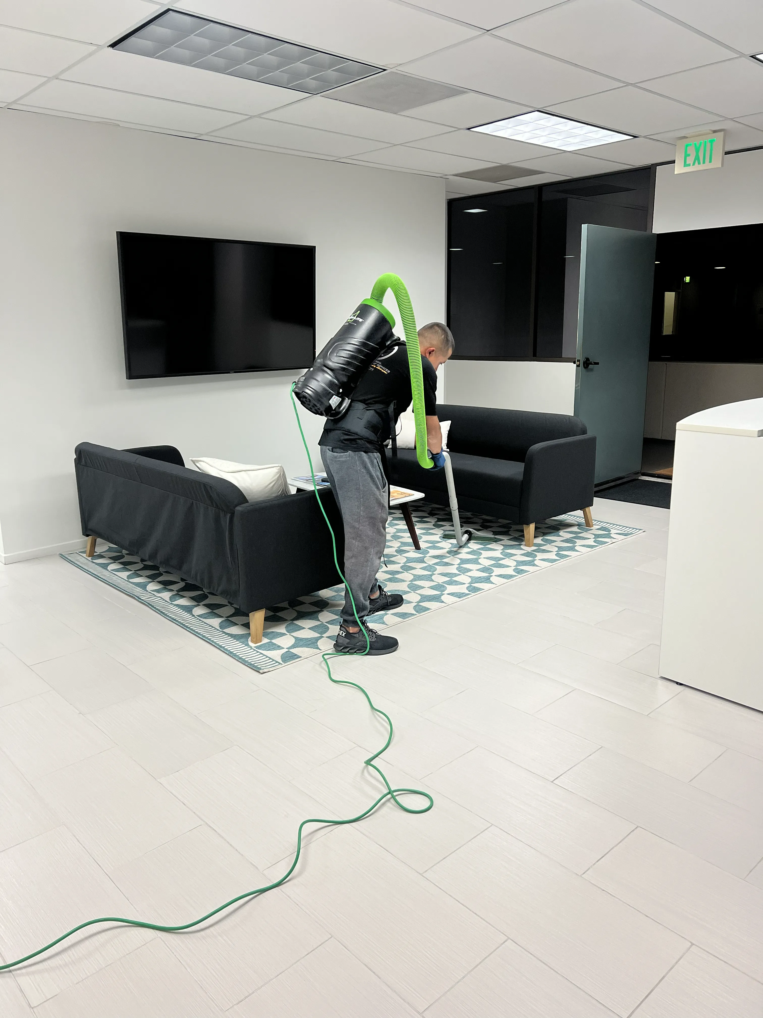 Professional janitorial cleaning in Orange County office